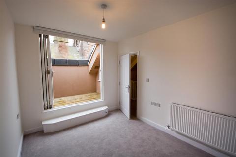 2 bedroom apartment to rent, Kershaw Drive, Lancaster