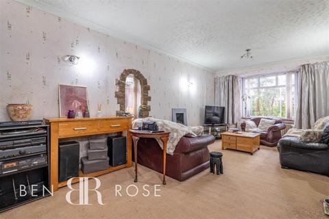 4 bedroom detached house for sale, Preston Road, Clayton-Le-Woods, Chorley