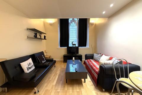 2 bedroom flat to rent, 681 Alexandra Parade, Glasgow, G31