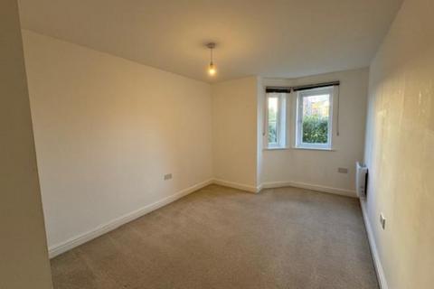 2 bedroom flat for sale, Wokingham,  Berkshire,  RG40