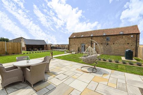 2 bedroom barn conversion for sale, Walcot Bank, Tattershall Bridge, Lincoln, Lincolnshire, LN4