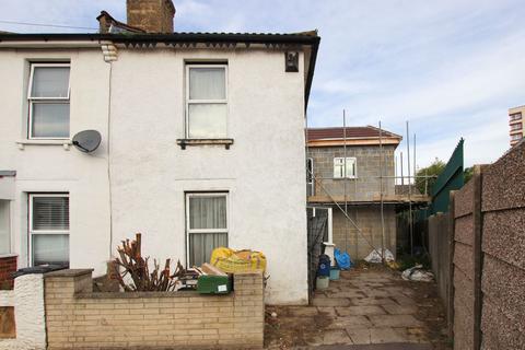 5 bedroom end of terrace house for sale, Warren Road, Croydon, CR0