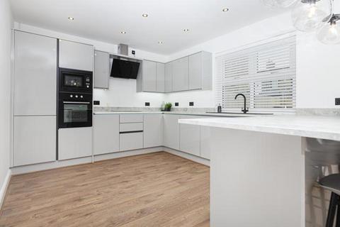 41 Undercliffe Road, Bradford, BD2 3BJ