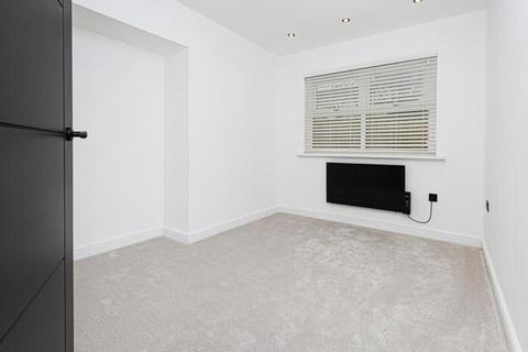41 Undercliffe Road, Bradford, BD2 3BJ