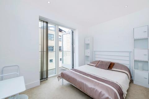 2 bedroom apartment to rent, Warner Street Clerkenwell EC1R