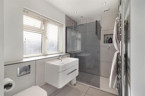 12 Fairlight Cross, Longfield, DA3 7JD