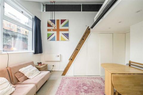 Studio for sale, Newington Causeway, London SE1