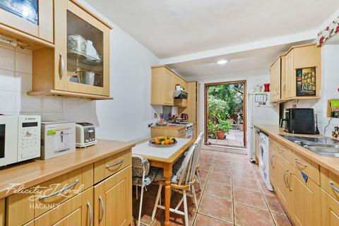 43 Tudor Road, London, E9 7SN