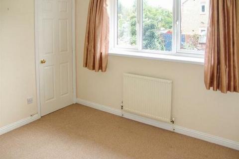 2 bedroom terraced house to rent, Syon Park Close, West Bridgford, Nottingham, Nottinghamshire, NG2