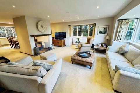 5 bedroom detached house for sale, High Street, Barford, Warwick