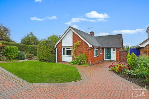3 bedroom detached bungalow for sale, The Orchards, Epping CM16