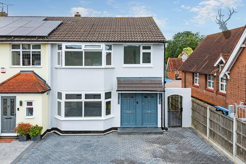 undefined, Lambourne Road, Chigwell IG7