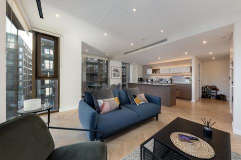 2 bedroom flat for sale, Valentine House, Sands End Lane, London SW6