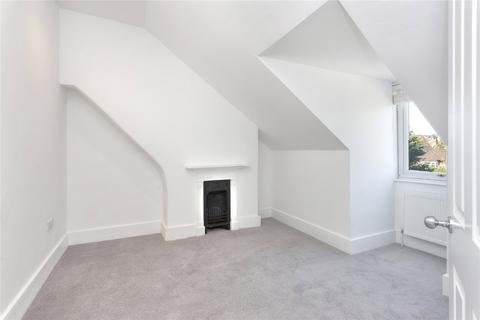 3 bedroom maisonette to rent, Connaught Road, Hove, BN3