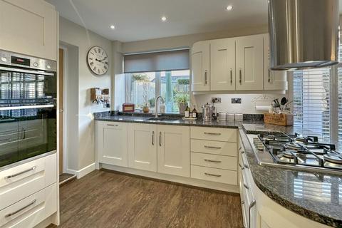 9 Abbey Meadows, Morpeth, NE61 2BB