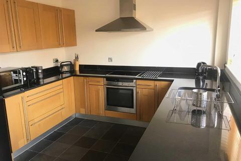 2 bedroom apartment to rent, Church Court, Cecil Road, Hale