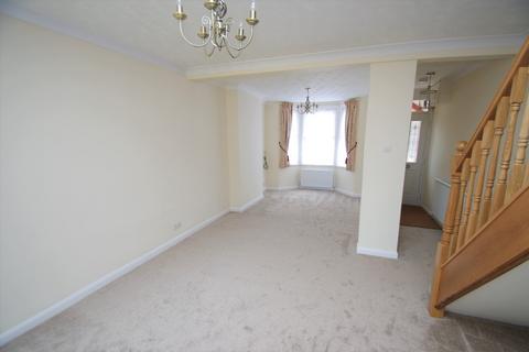 3 bedroom semi-detached house to rent, Sandringham Road, Watford, WD24