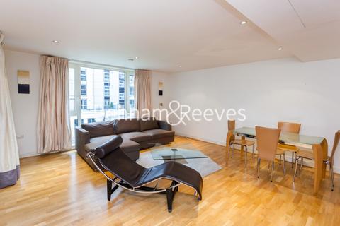 2 bedroom apartment to rent, Marina Point, Fulham SW6