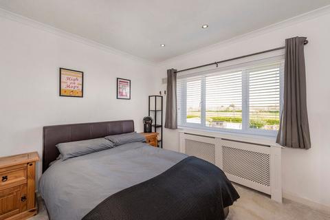 102 Swanton Road, Erith, DA8 1LR