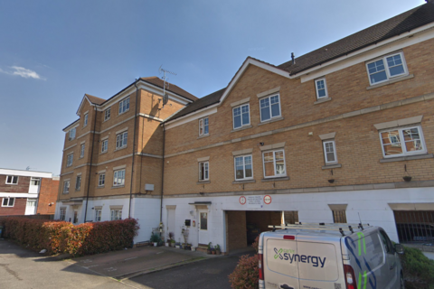 2 bedroom flat to rent, 1, Symphony Close, Edgware, HA8