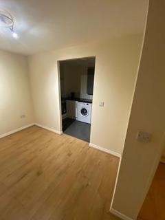 2 bedroom flat to rent, 1, Symphony Close, Edgware, HA8