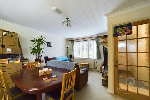 16 Bentley Close, Northampton, NN3 5JS