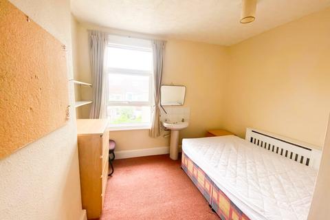 5 bedroom terraced house to rent, Beverley Road, Bristol BS7