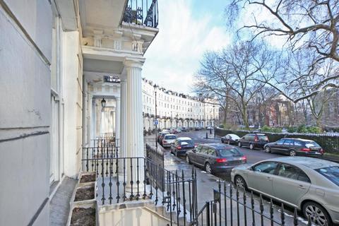 2 bedroom apartment for sale, London W11