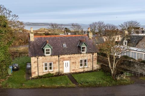 2 bedroom detached villa for sale, Gate Street, Embo IV25