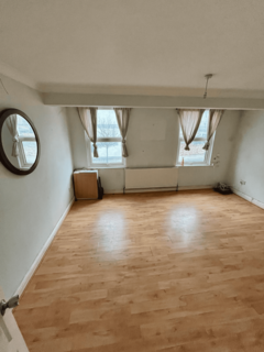 3 bedroom apartment to rent, Forest Hill Road, London, SE22