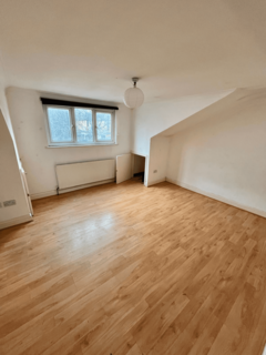 3 bedroom apartment to rent, Forest Hill Road, London, SE22