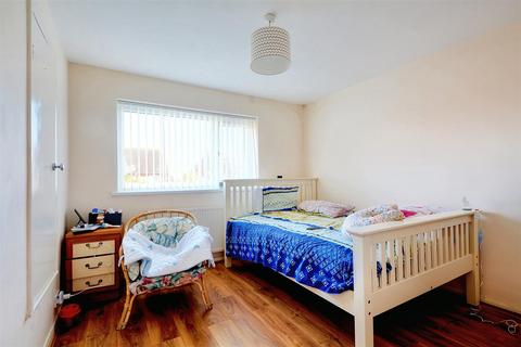 3 bedroom terraced house for sale, Stevenholme Crescent, Bestwood, Nottingham