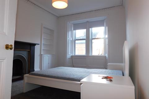 2 bedroom flat to rent, 28, Gardners Crescent, Edinburgh, EH3 8DF