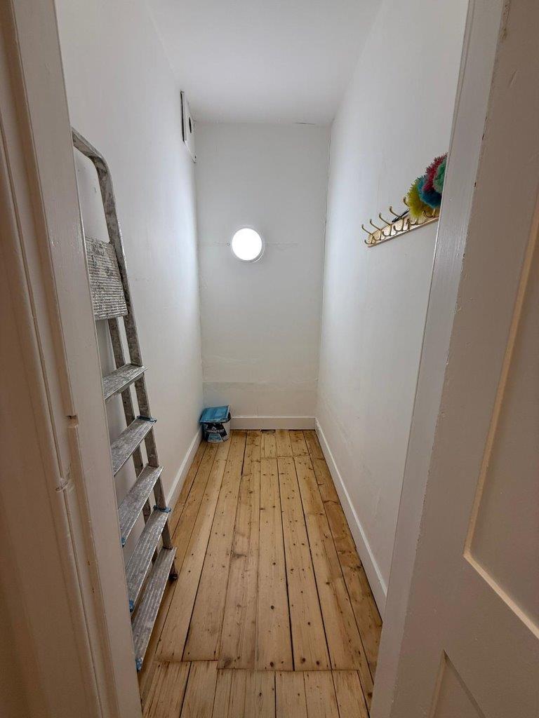 28 Gardners Crescent Marketing pictures (9)