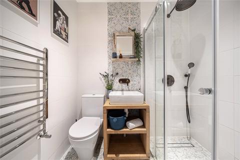 4 Bellevue Road, London, W13 8DE