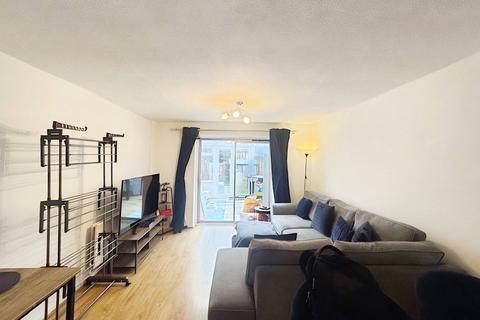 undefined, Farrier Close, Maidstone ME14
