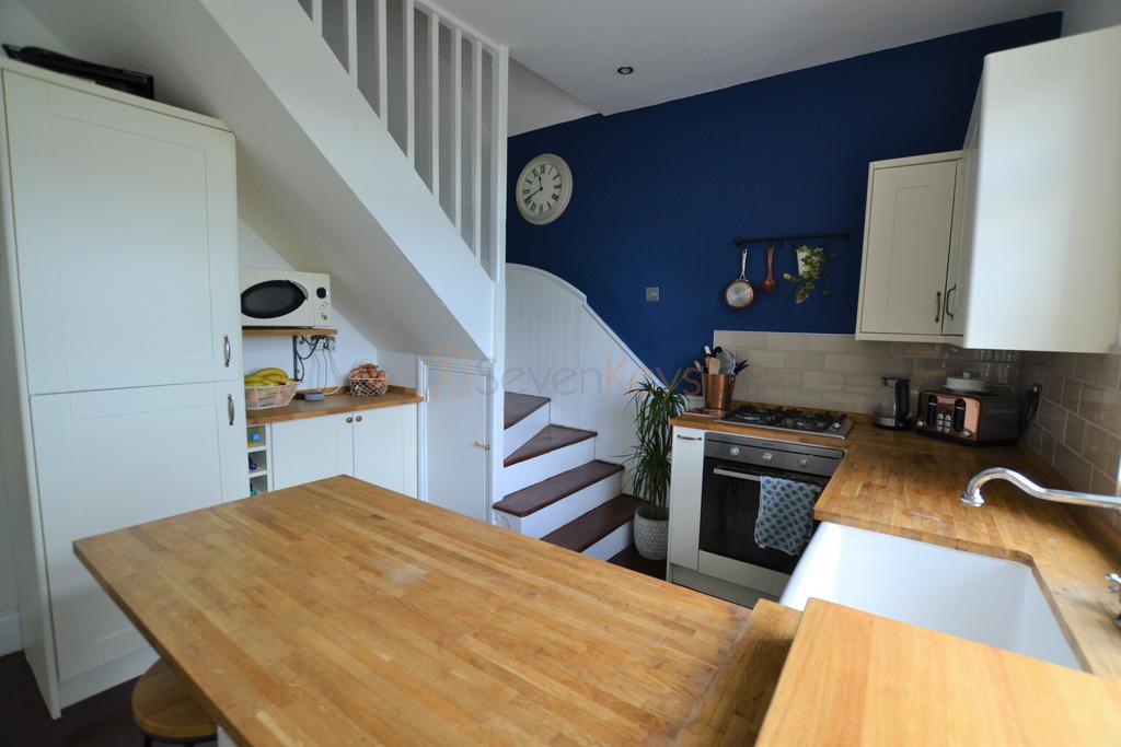 House in Newcastle Upon Tyne - More