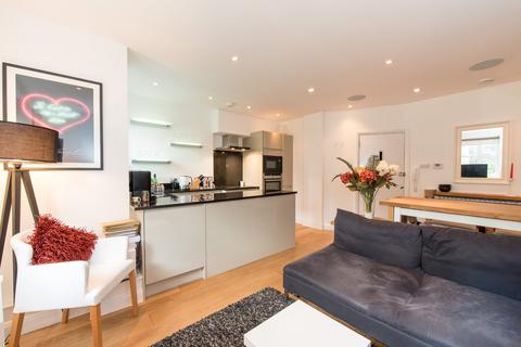 1 bedroom apartment for sale, Holmefield Court, Belsize Grove, London, NW3