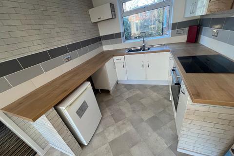 2 bedroom flat to rent, Birmingham Road, Coventry, CV5