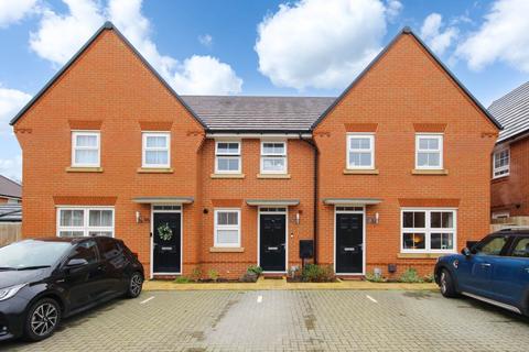 2 bedroom terraced house for sale, Hodgkin Way, Wokingham RG40