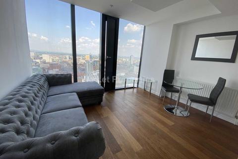 Studio to rent, Deansgate, Manchester M3