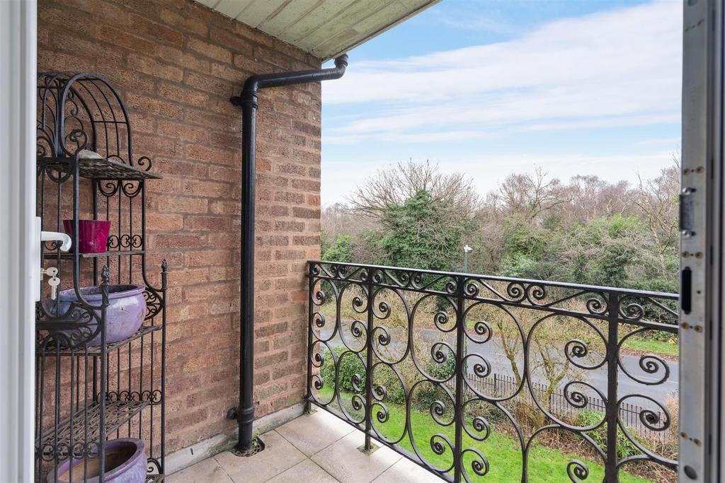 7 Bryanston Court, Grange Road Solihull 17.jpg
