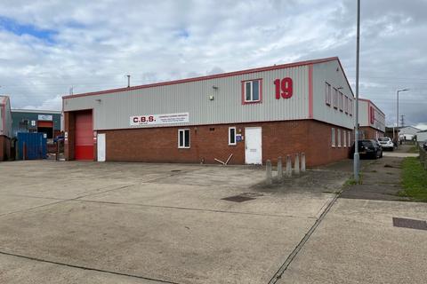 Industrial unit to rent, 19 Grange Way Business Park, Grange Way, Colchester, Essex, CO2