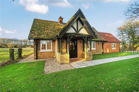 2 bedroom detached house to rent, The Green, West Woodhay, Newbury, Berkshire, RG20