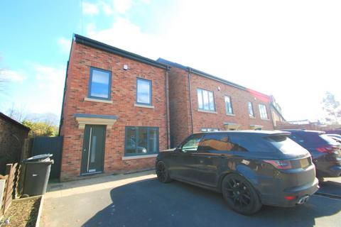 4 bedroom detached house to rent, South Oak Lane, Wilmslow