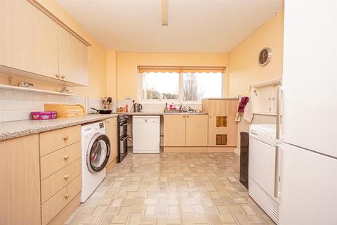 3 bedroom apartment for sale, Linton Road, Hastings