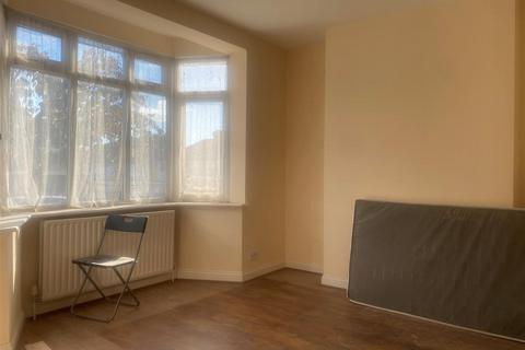 1 bedroom maisonette for sale, ALDBURY AVENUE, WEMBLEY