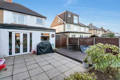 3 bedroom semi-detached house for sale, Greenfern Avenue, Burnham SL1