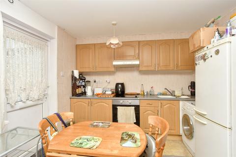 2 bedroom ground floor flat for sale, Manor Way, Leysdown-On-Sea, Sheerness, Kent