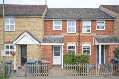 2 bedroom house to rent, Stacey Court, Bishop`s Stortford